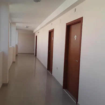 Private Studio In Esperanto Слънчев бряг